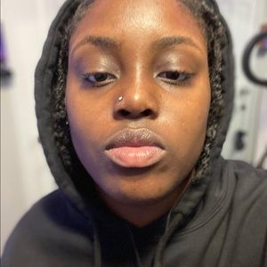 Meet your Posher, Allanna